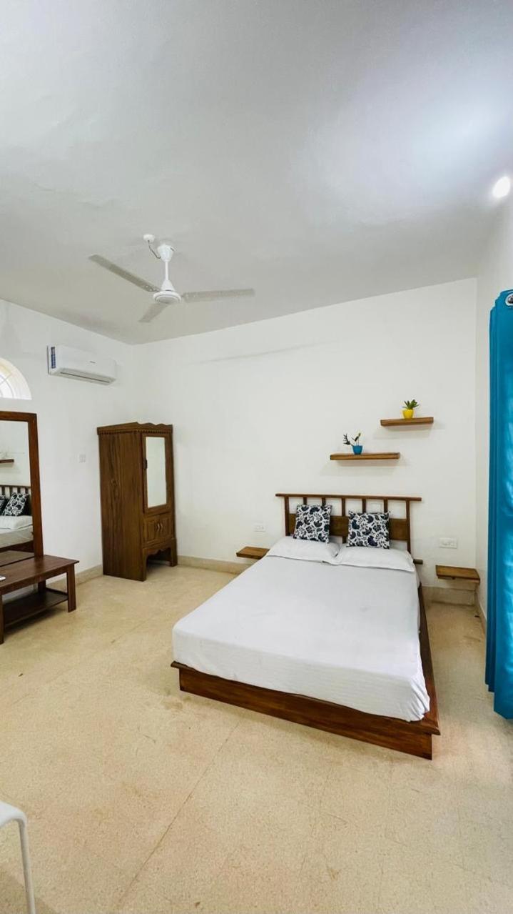 Jaladarshini Lakeside Gardens Bed and Breakfast Kollam Eksteriør billede